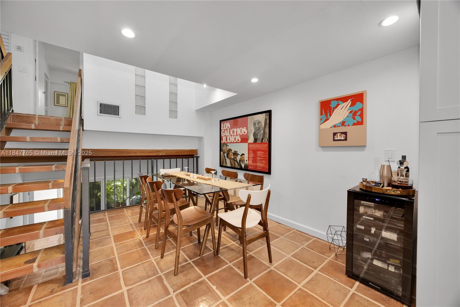 2964 Day Ave # 3207