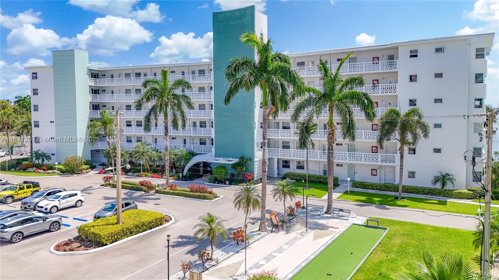 3209 S Ocean Dr # 6O