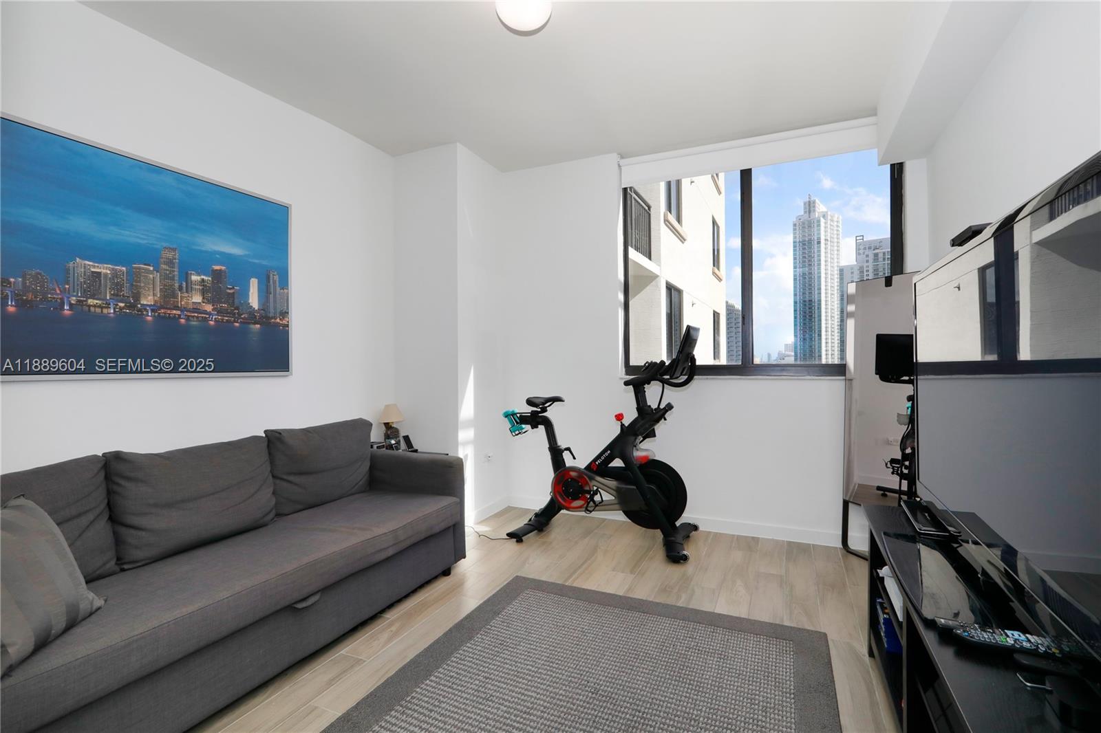 999 SW 1st Ave # 2011