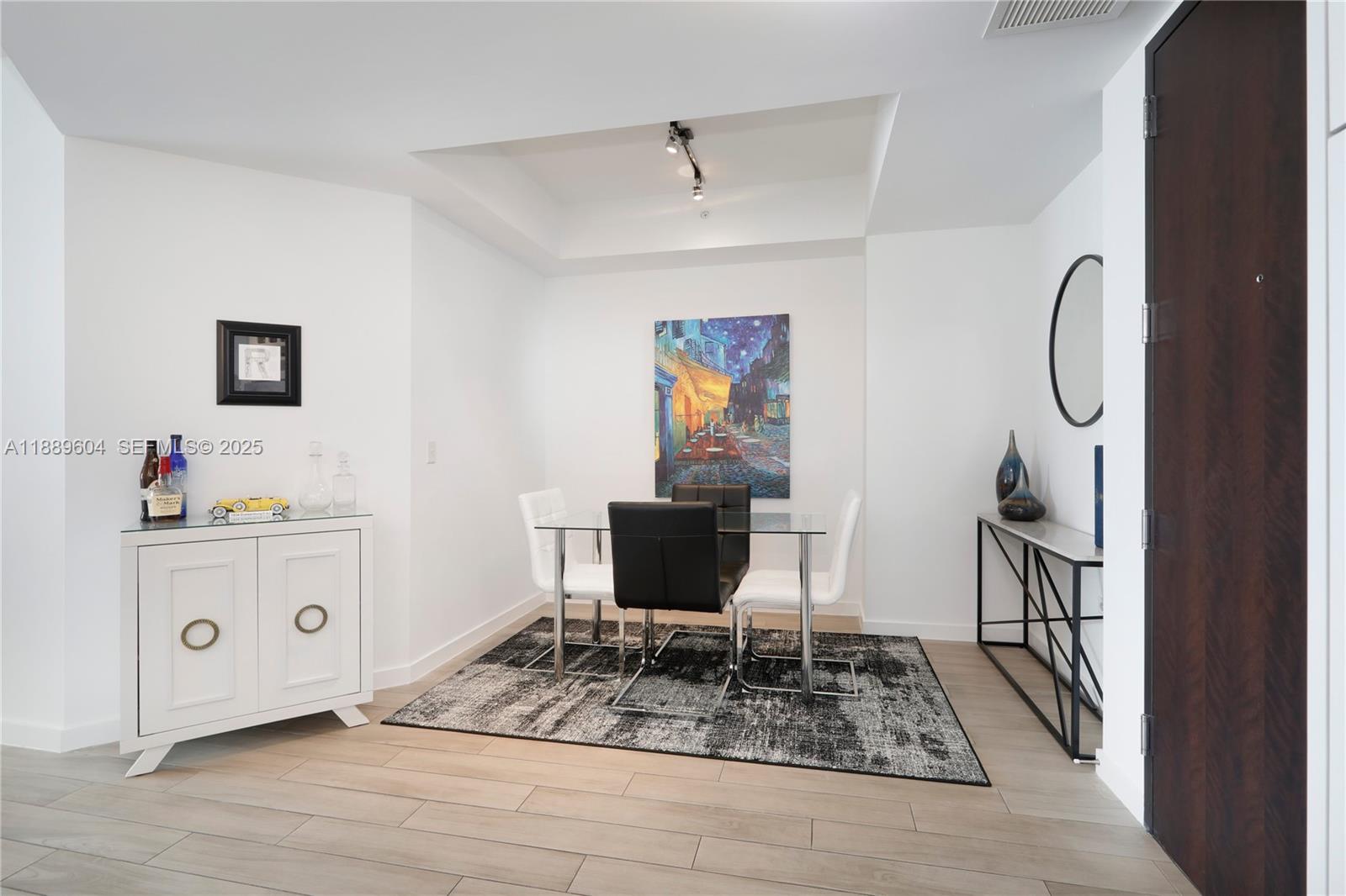 999 SW 1st Ave # 2011