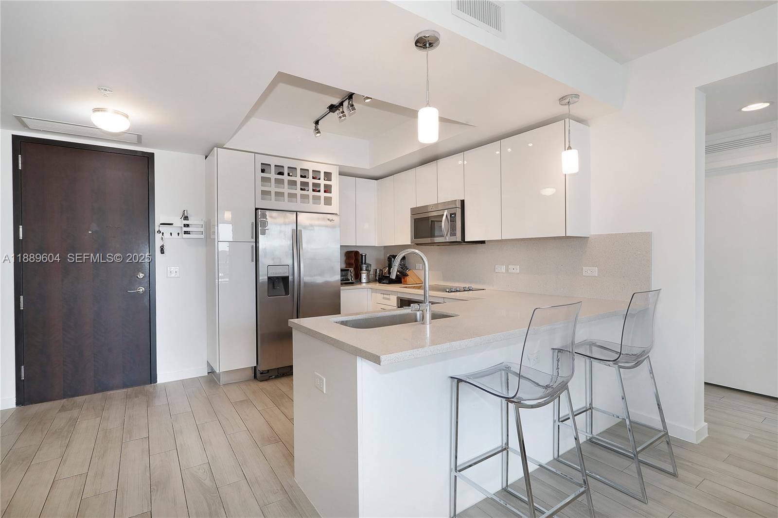 999 SW 1st Ave # 2011