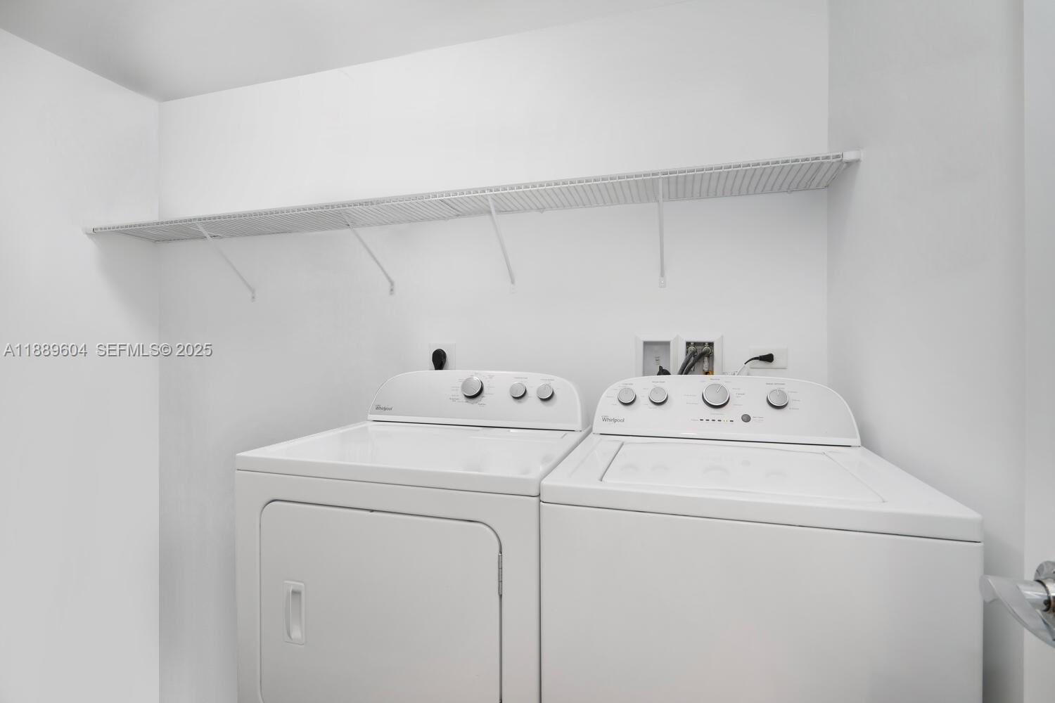 999 SW 1st Ave # 2011