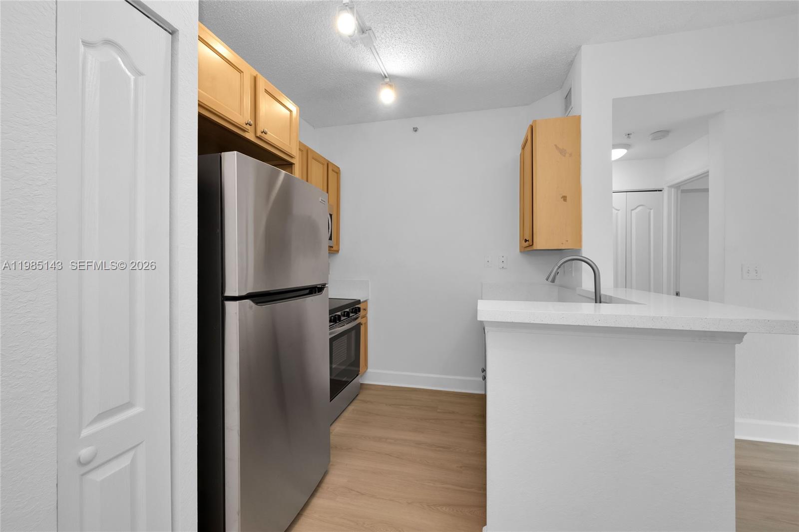 6001 SW 70 Street # 208