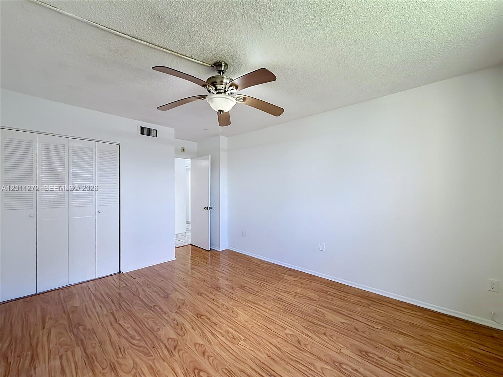 16400 NE 17th Ave # 206
