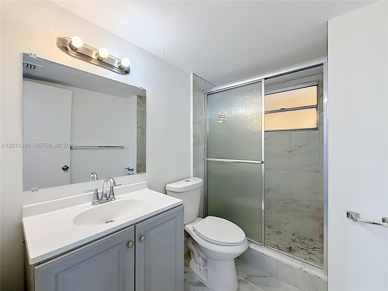 16400 NE 17th Ave # 206