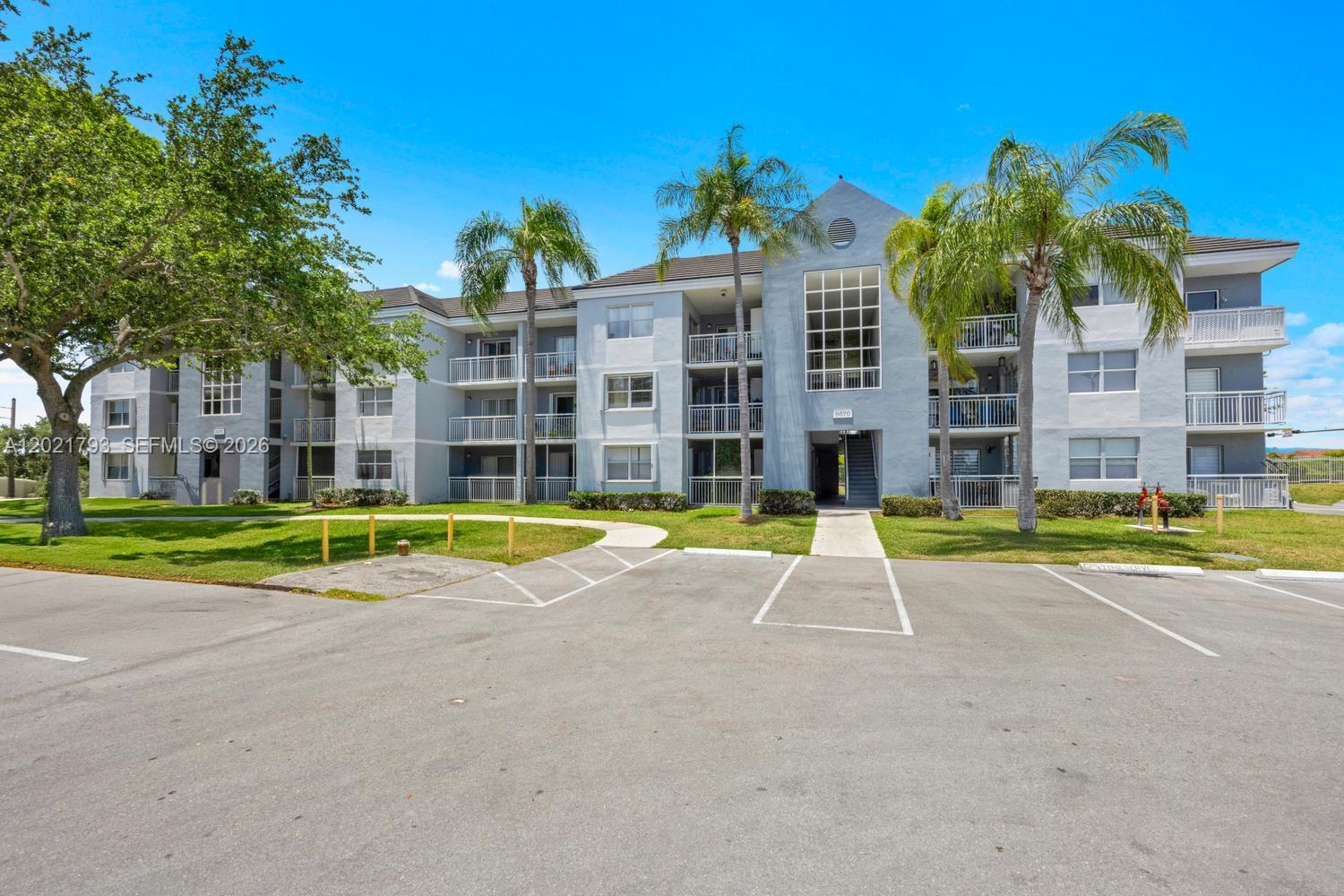 8670 SW 212th St # 307