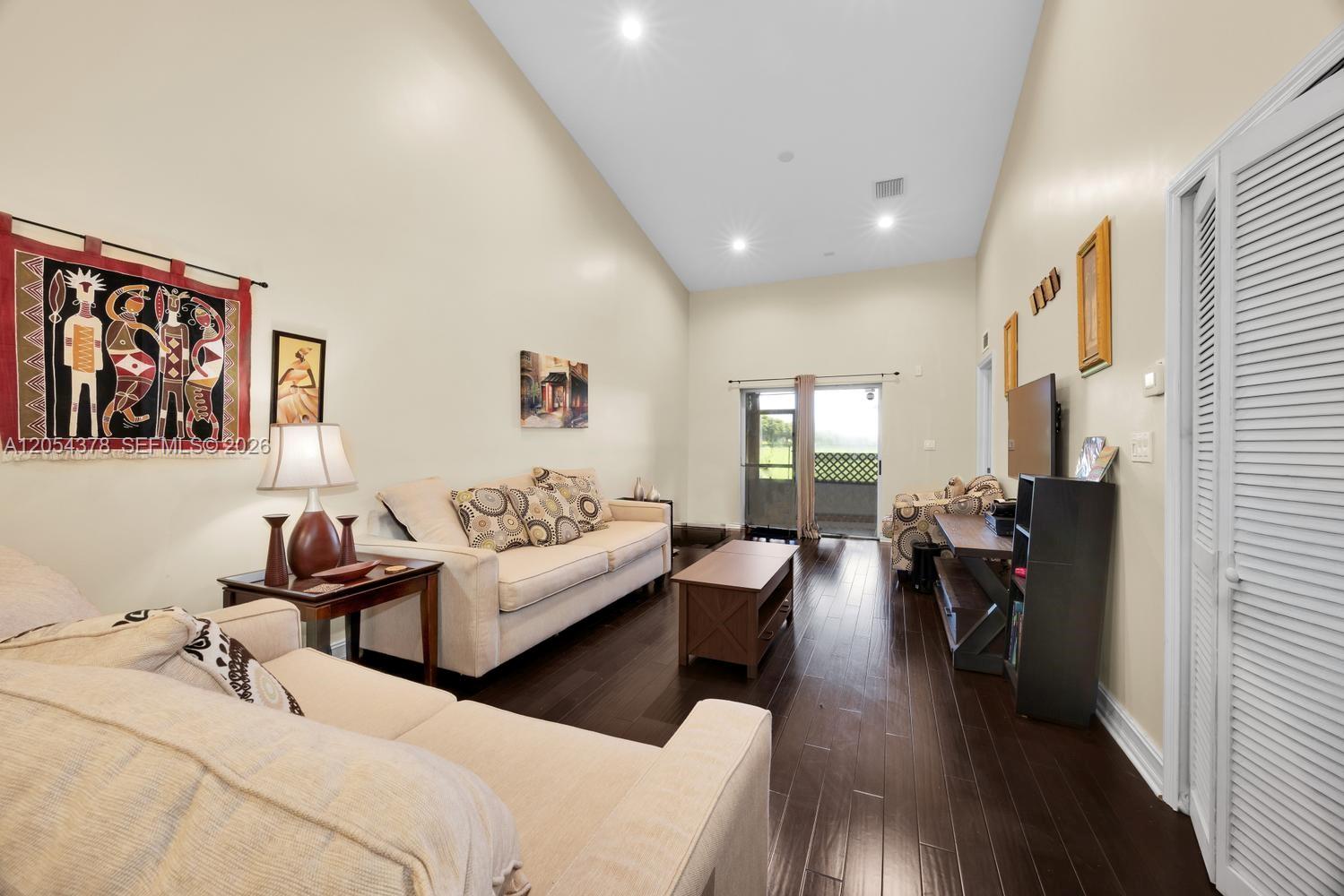 3326 NE 11th Dr