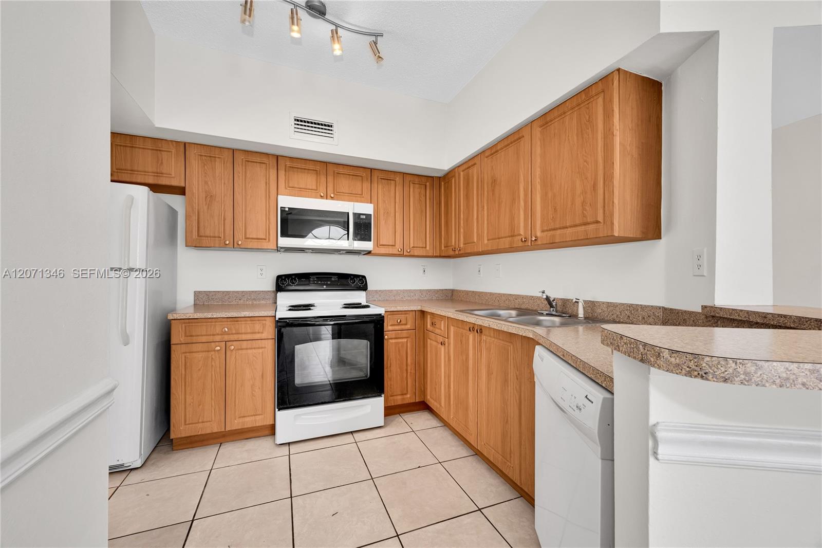 1280 S Alhambra Cir # 2413