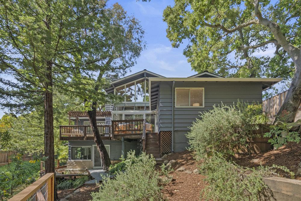 488 Yerba Buena Avenue