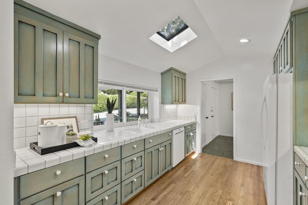 488 Yerba Buena Avenue