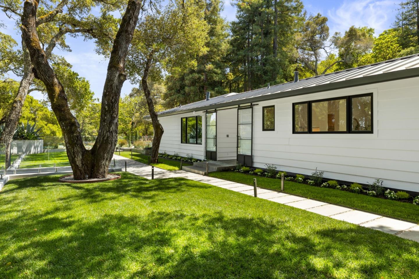 595 Summit Springs RD