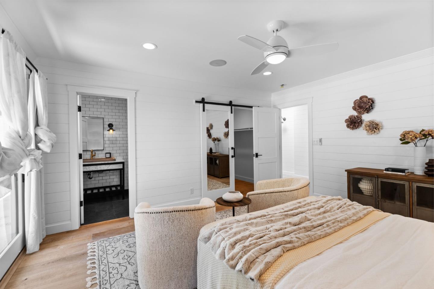 595 Summit Springs RD