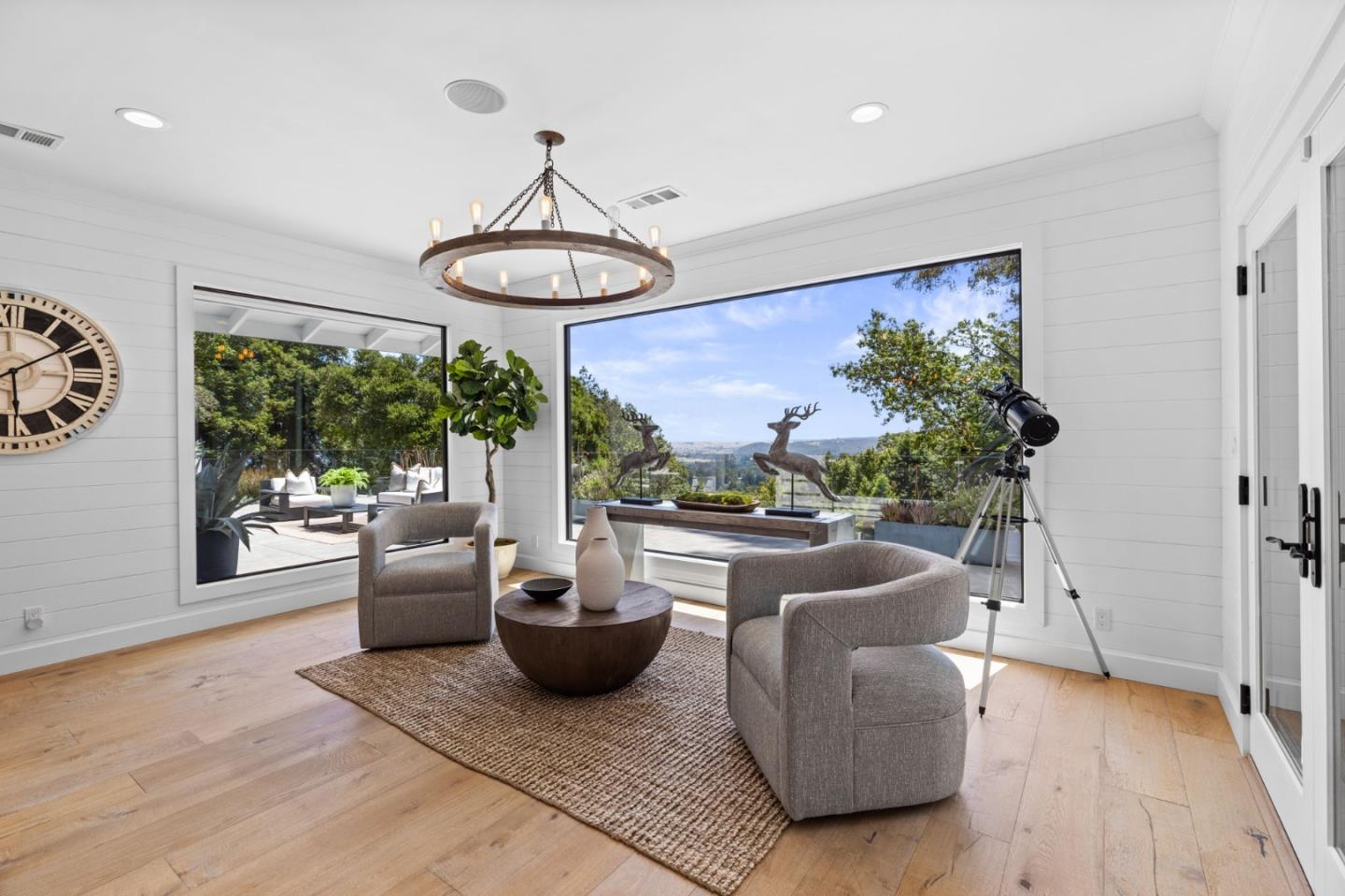 595 Summit Springs RD