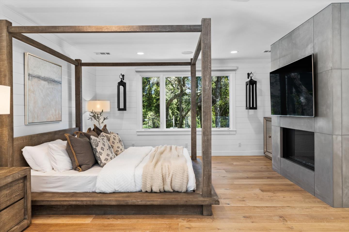 595 Summit Springs RD