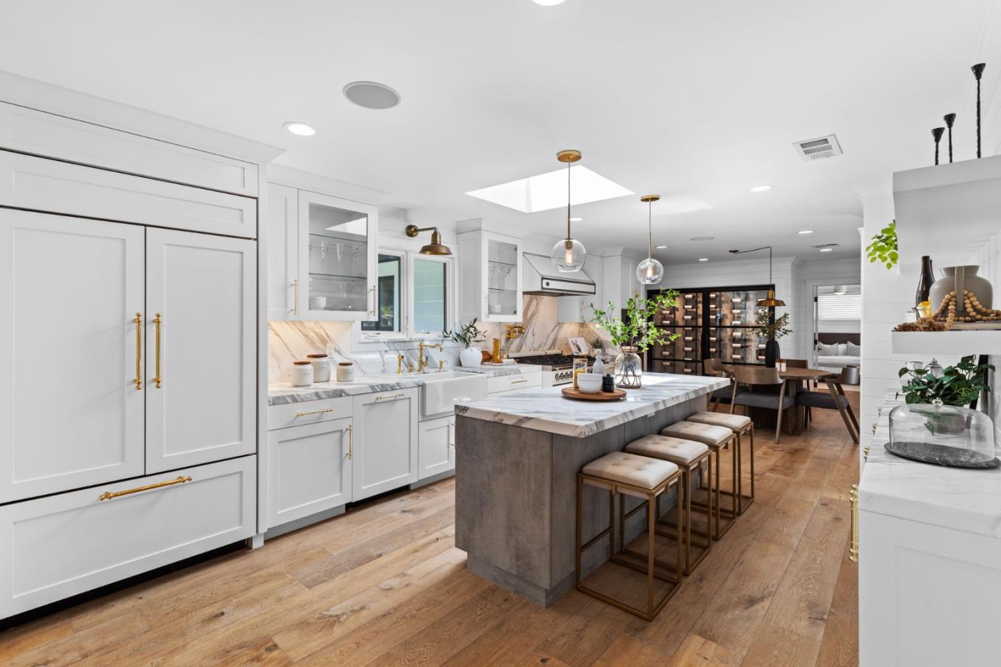 595 Summit Springs RD