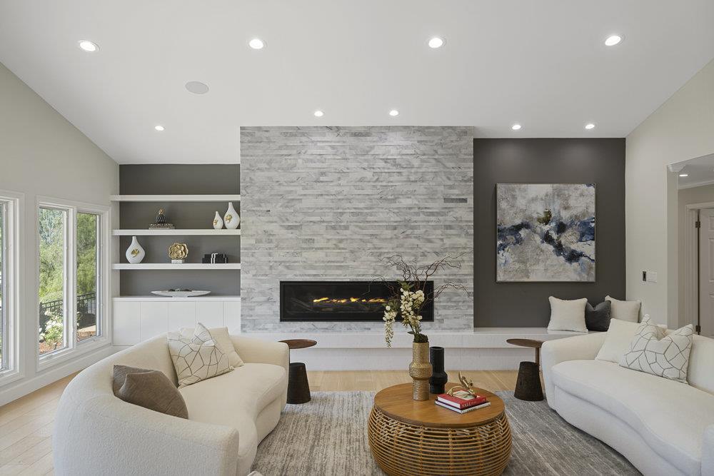 24600 Bella Ladera DR