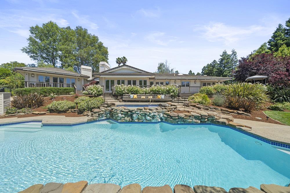 24600 Bella Ladera DR