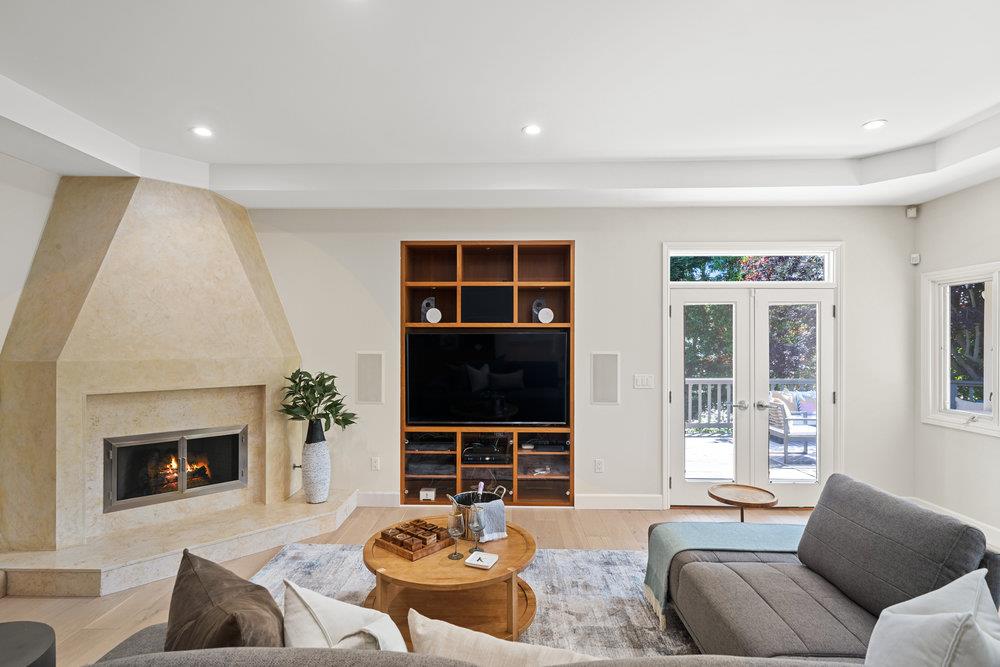 24600 Bella Ladera DR