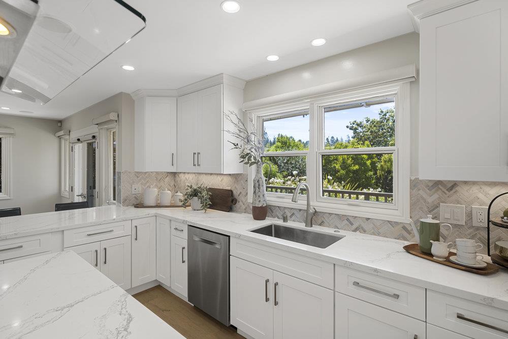 24600 Bella Ladera DR