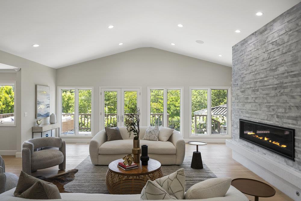 24600 Bella Ladera DR