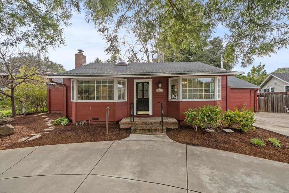 14251 Burns WAY