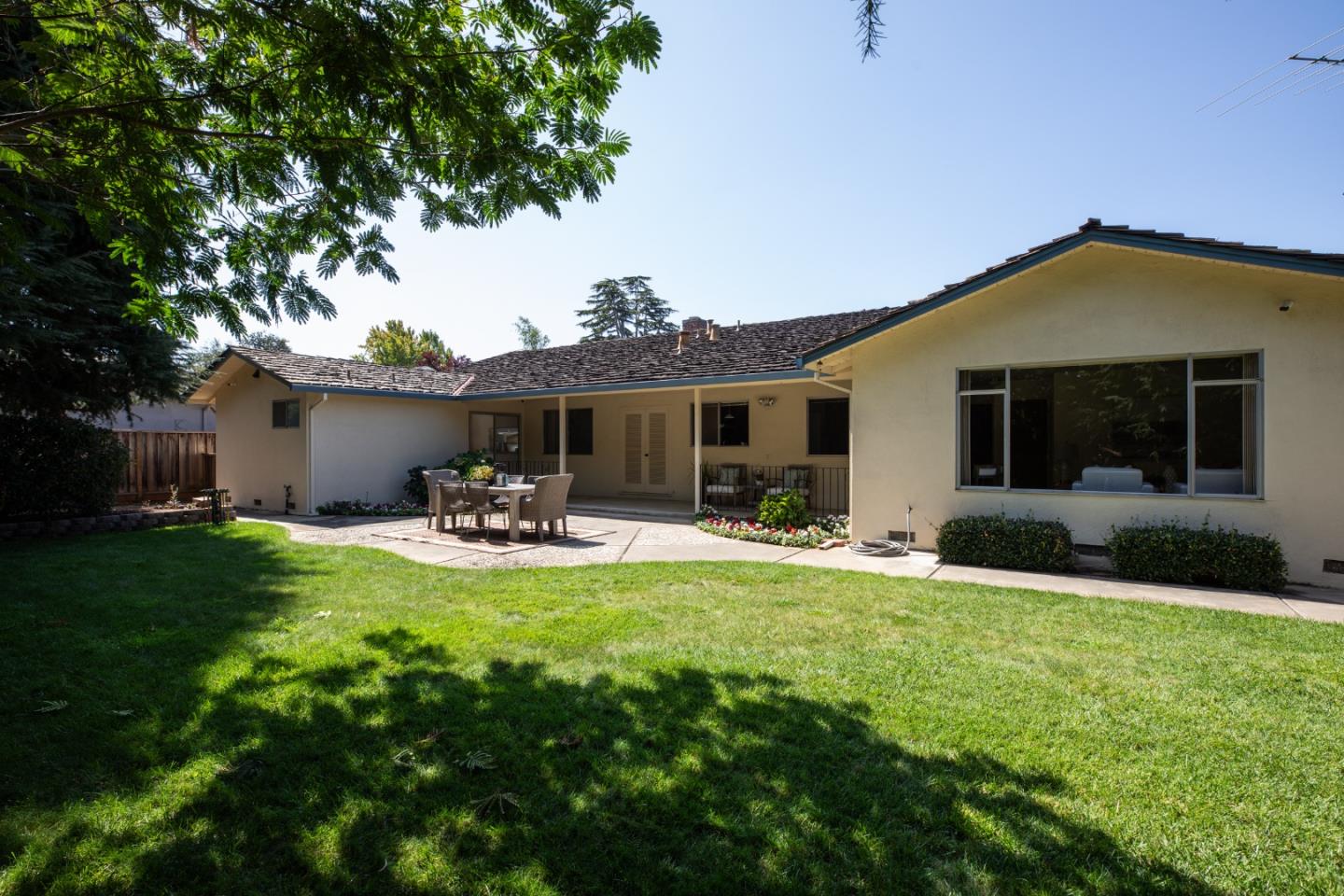 1849 Fordham Way