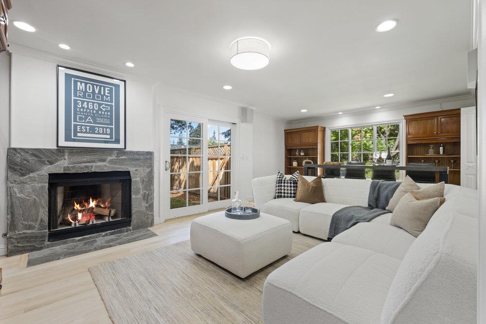 1405 Montclaire Place