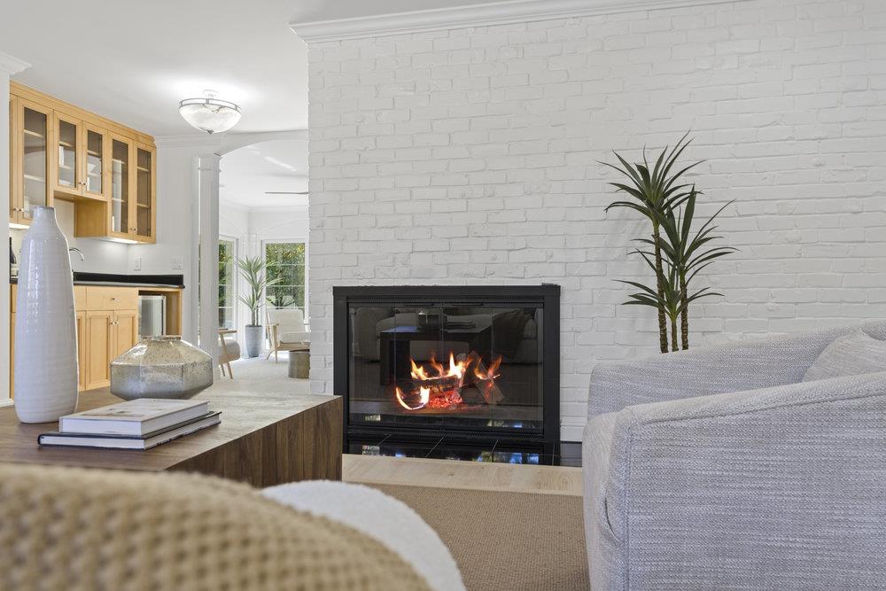 1405 Montclaire Place