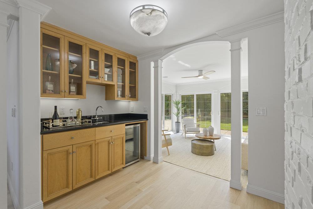1405 Montclaire Place