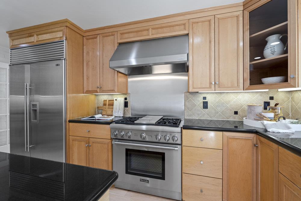 1405 Montclaire Place