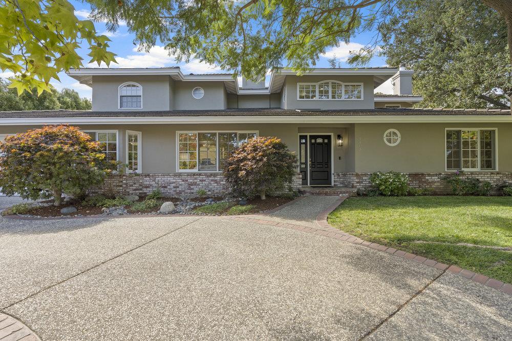 1405 Montclaire Place