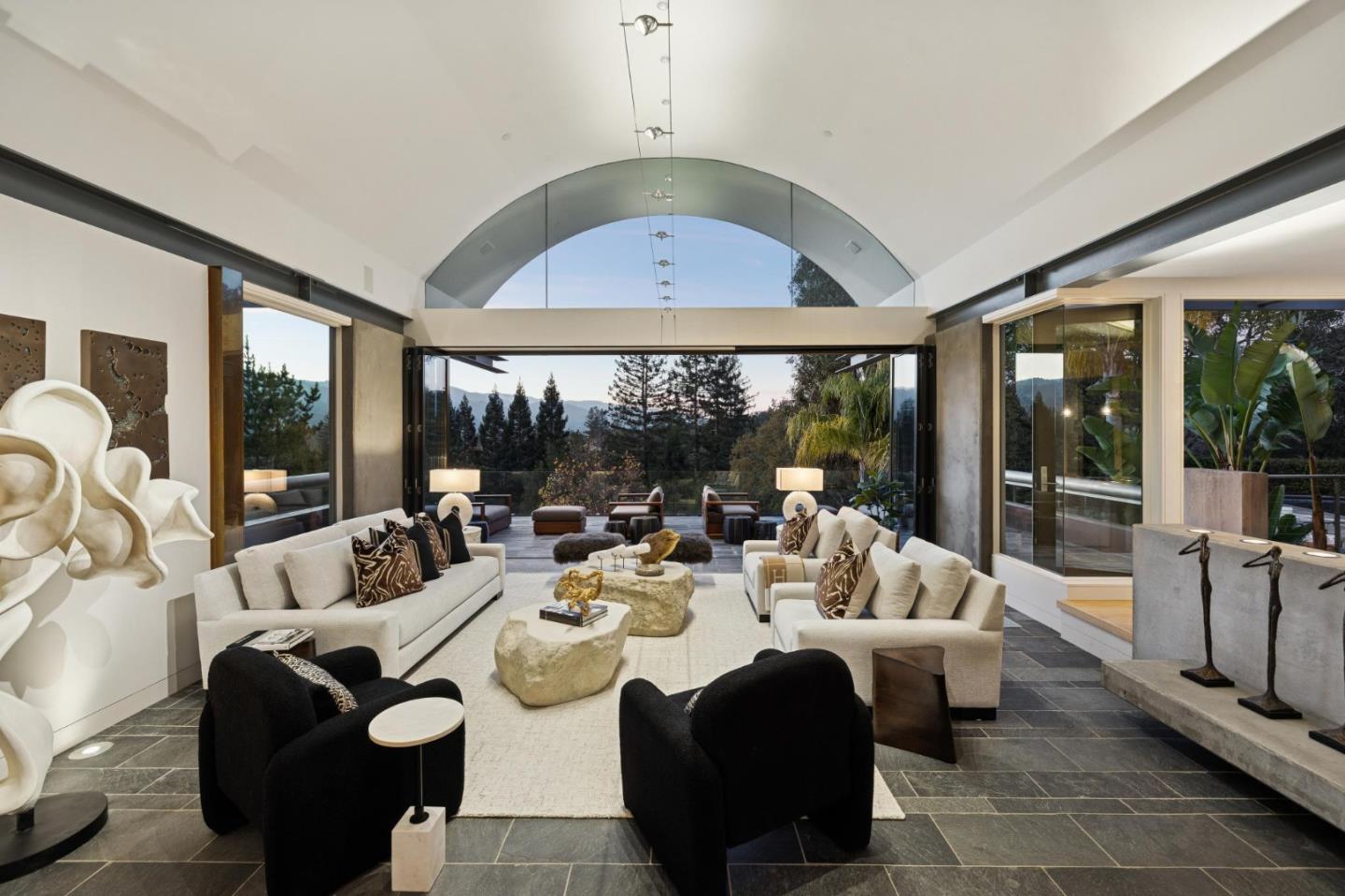 65 Cheyenne Point