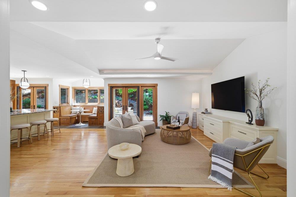 26950 Orchard Hill Lane