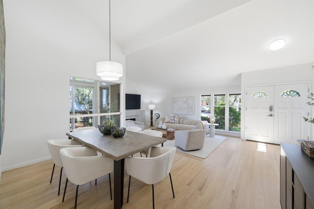 3162 La Mesa Drive