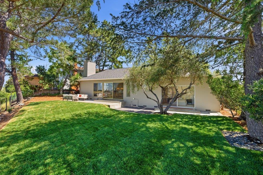3162 La Mesa Drive