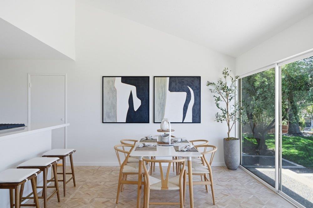 3162 La Mesa Drive