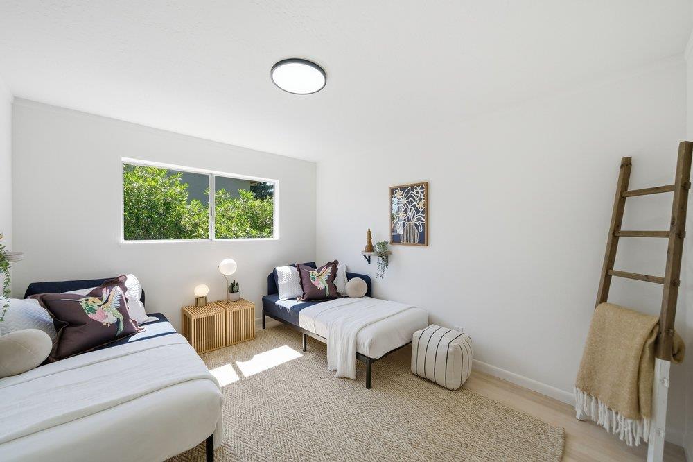3162 La Mesa Drive