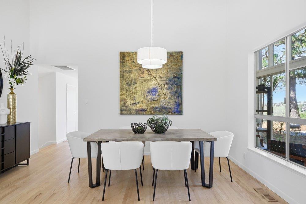 3162 La Mesa Drive