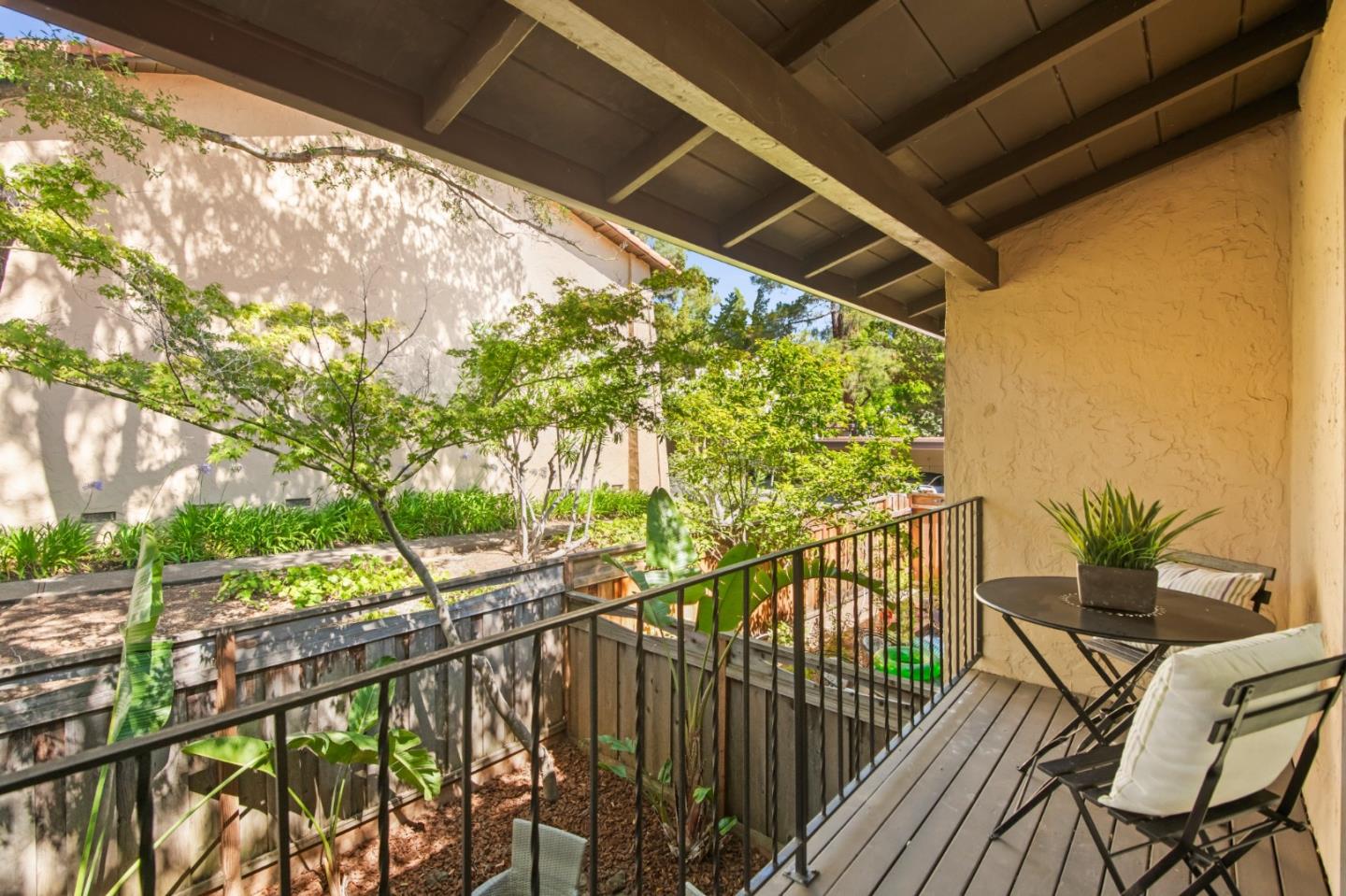 18400 Overlook RD 13