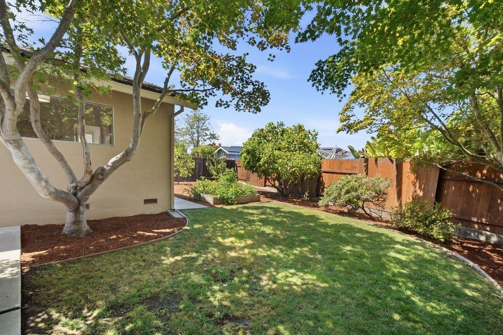 709 Carlisle WAY