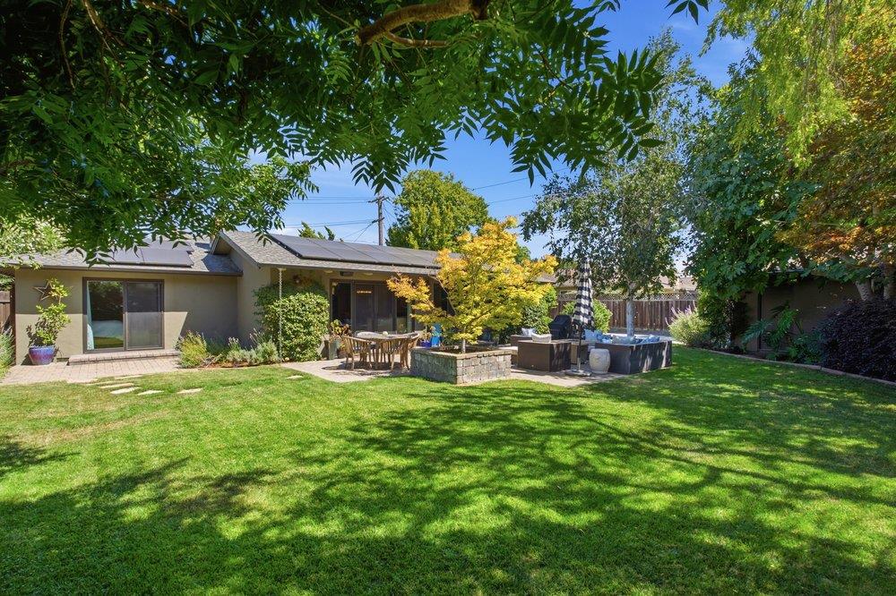 624 Tomi Lea ST