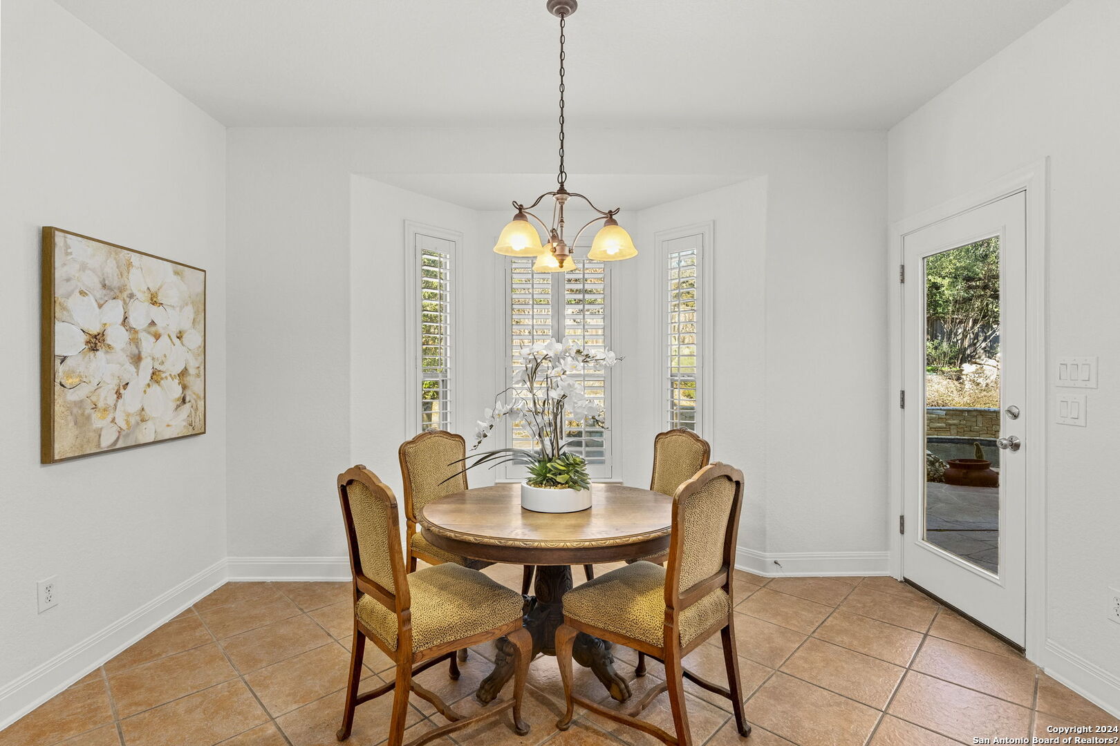 43 Three Lakes Dr