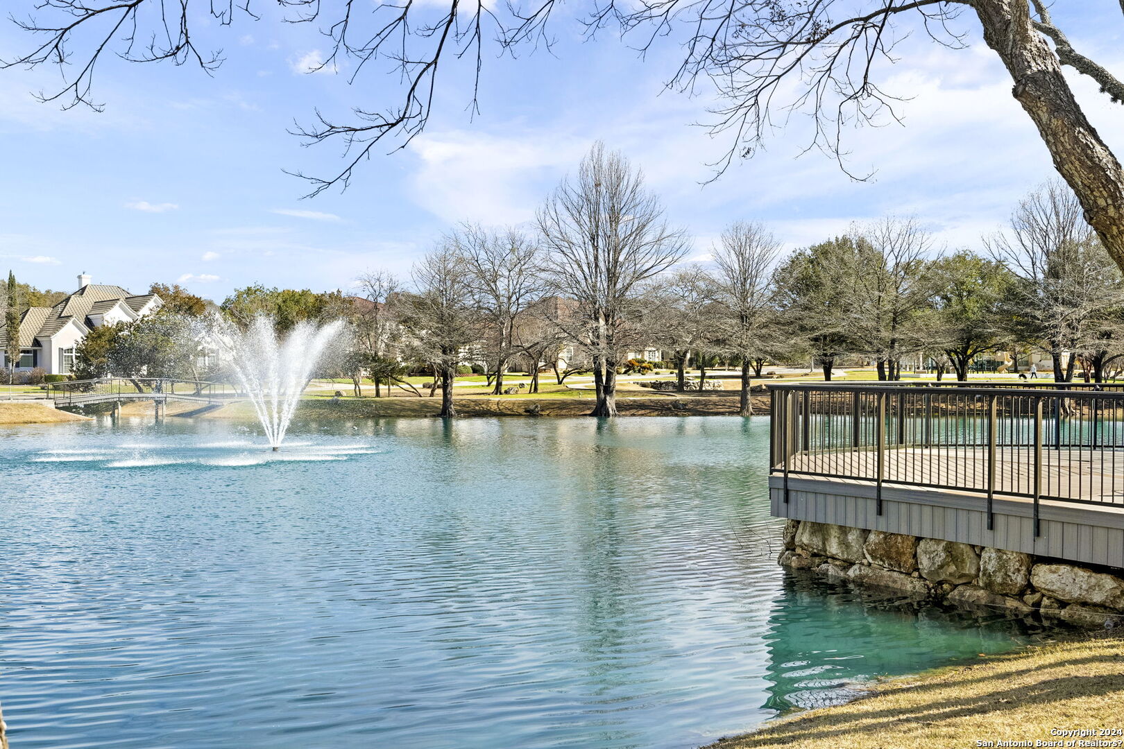 43 Three Lakes Dr