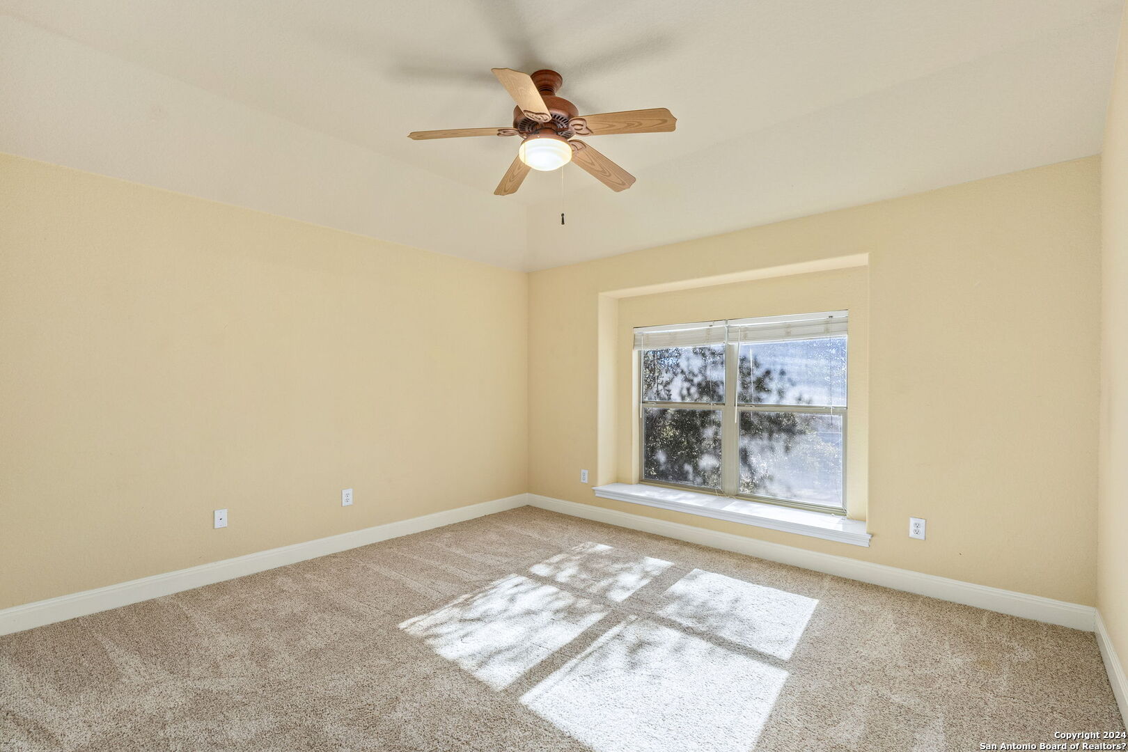 43 Three Lakes Dr