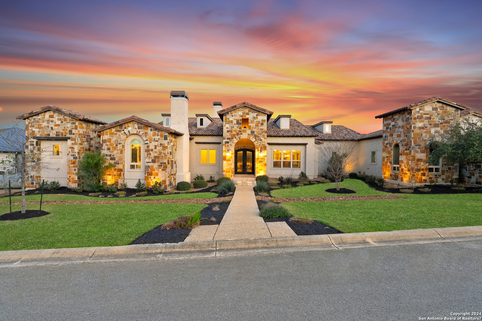 19 GRAND TERRACE