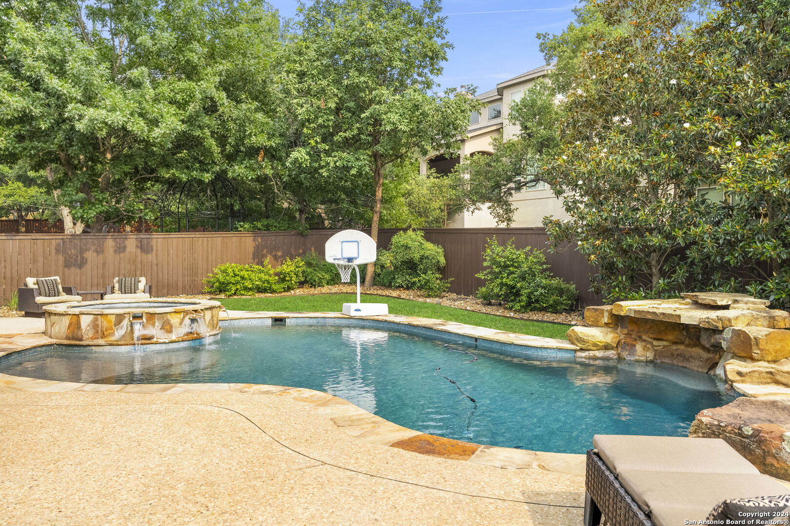 510 REENIE WAY