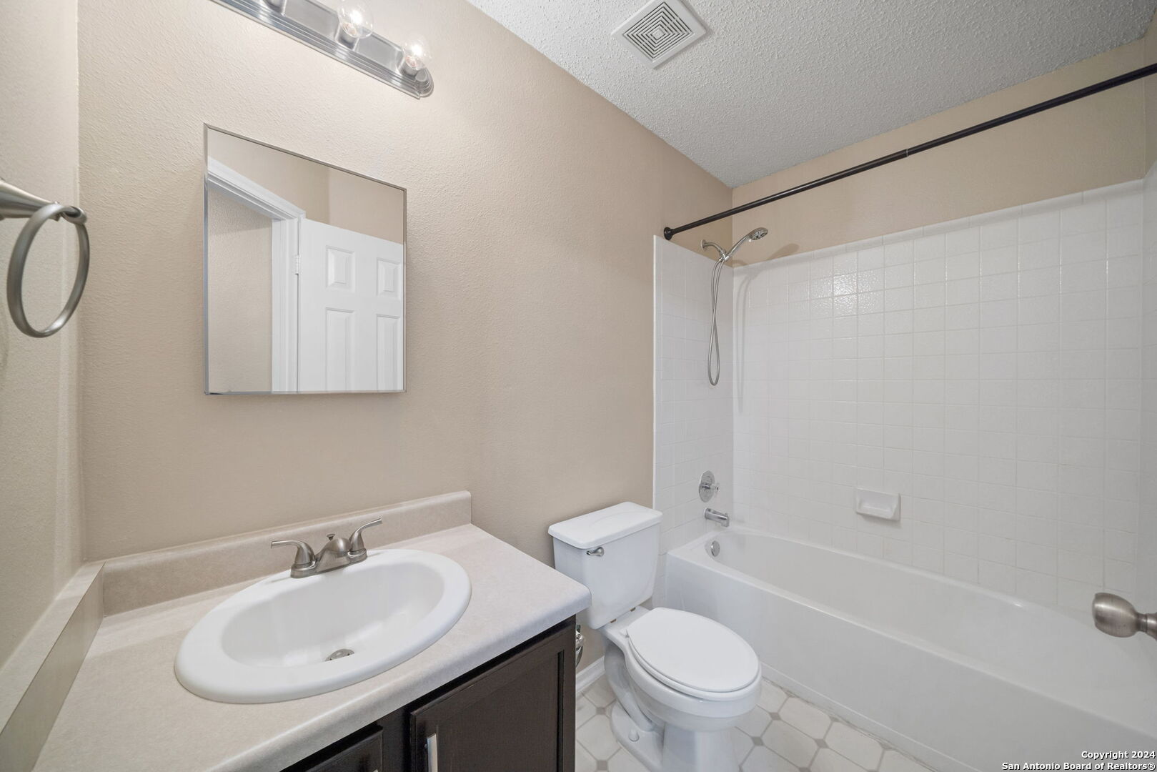 10122 SANDBROOK HILL