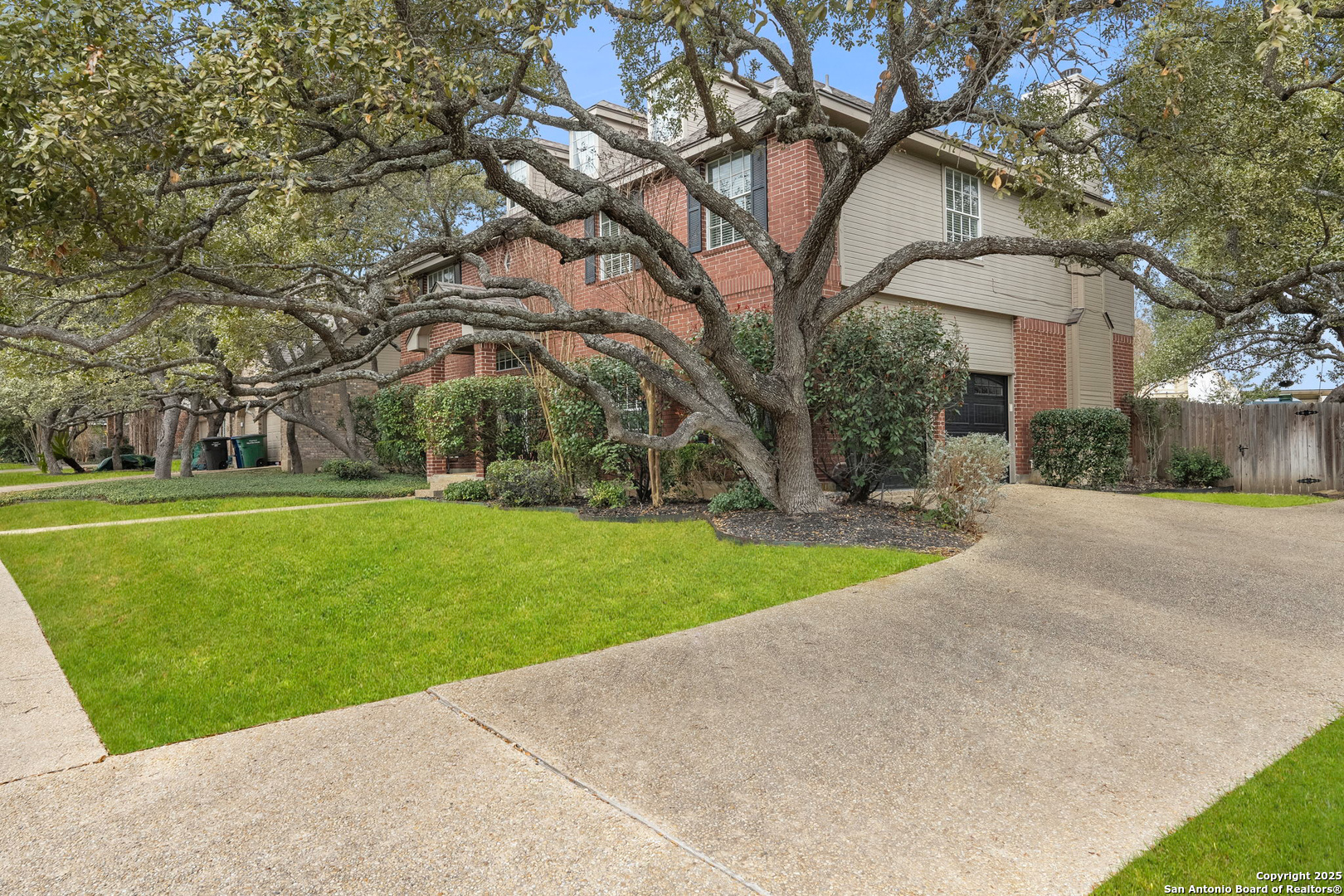1411 Hawks Meadow