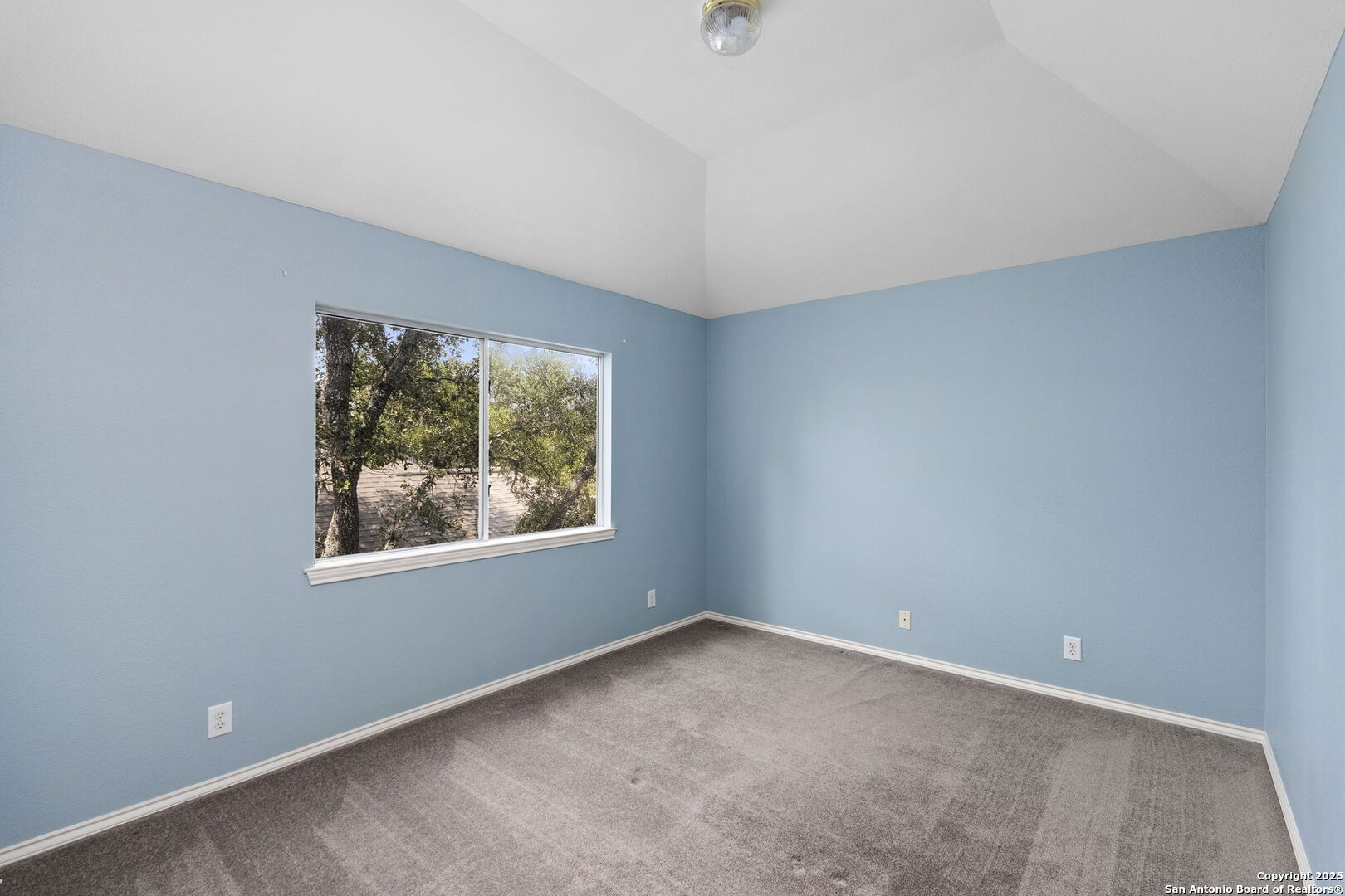 18852 Agin Ct