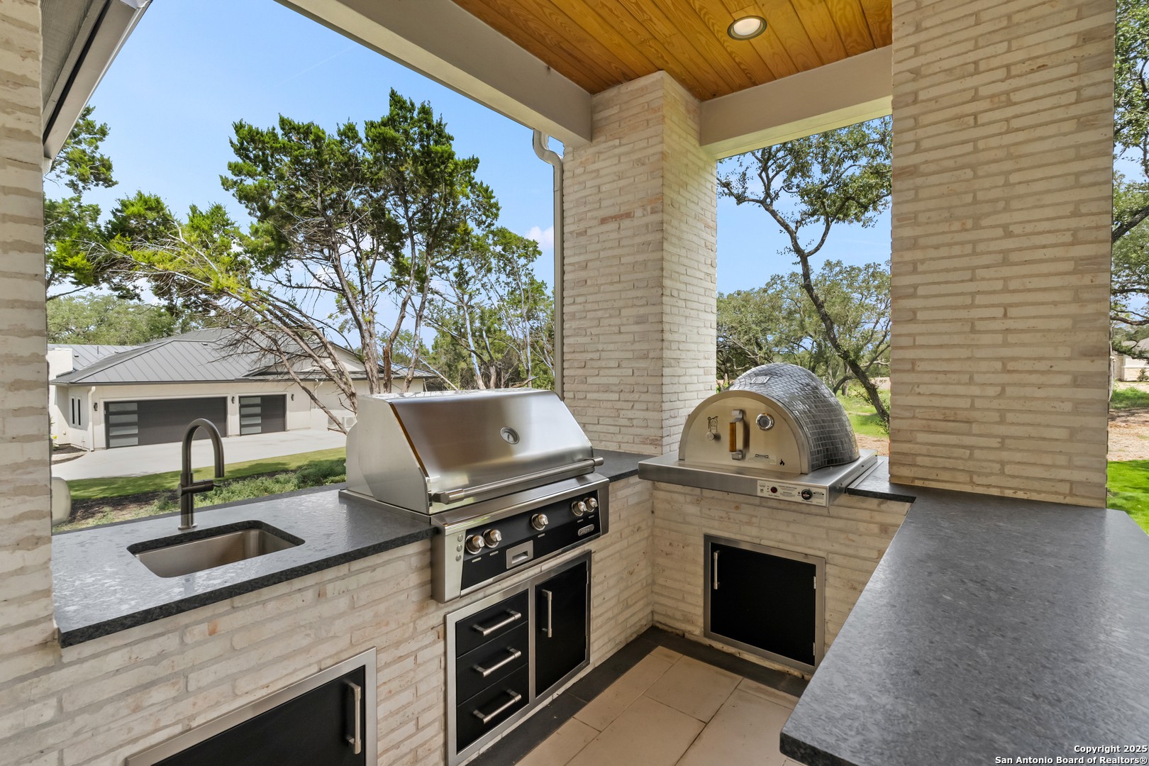 8191 Blue Oak Way